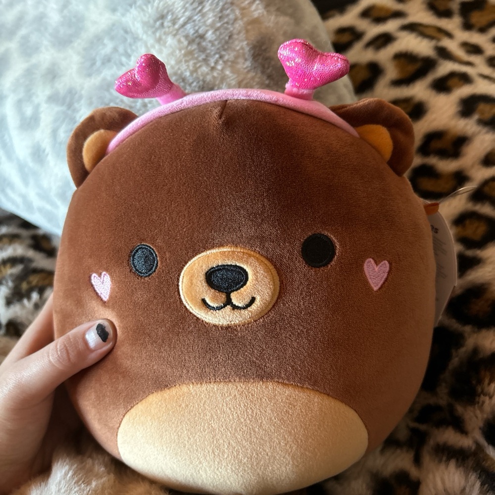 Valentines squishmallow